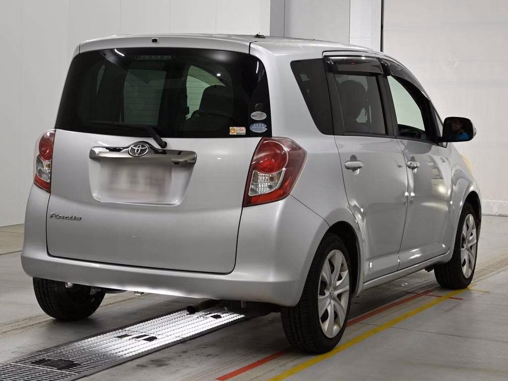 TOYOTA RACTIS