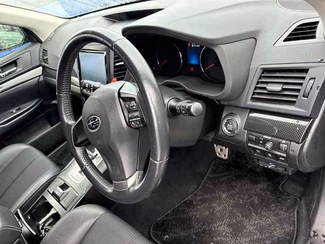 SUBARU LEGACY