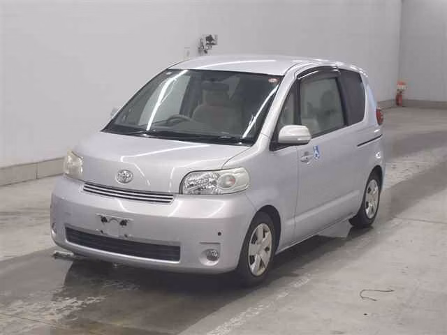 TOYOTA PORTE