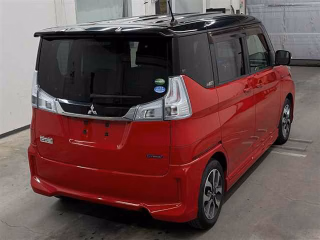 MITSUBISHI DELICA D:2