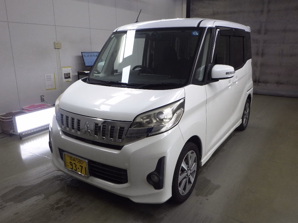 MITSUBISHI EK SPACE