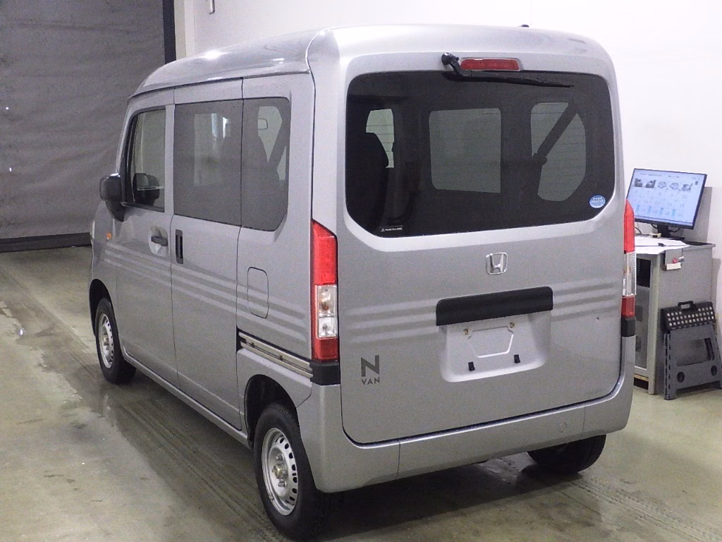 HONDA N-VAN