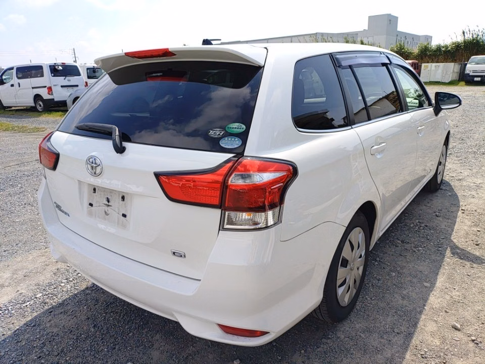 TOYOTA COROLLA FIELDER