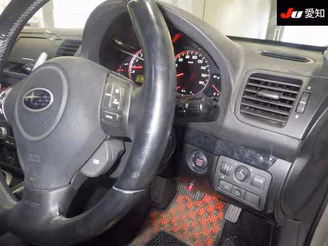 SUBARU LEGACY B4