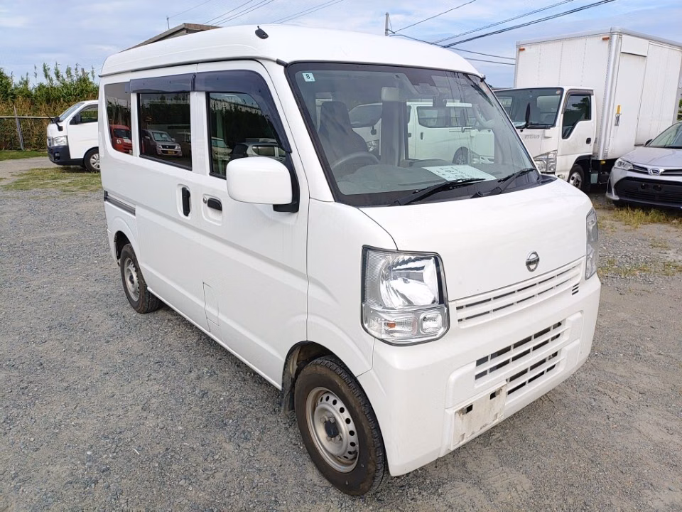 NISSAN NV100 CLIPPER