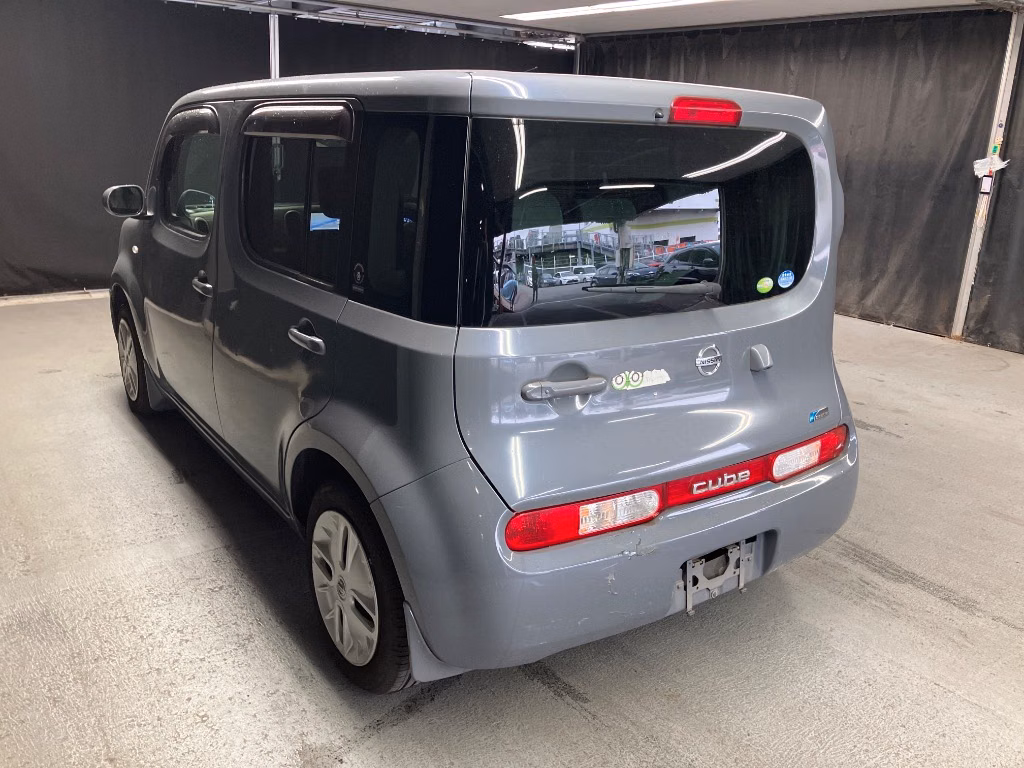 NISSAN CUBE
