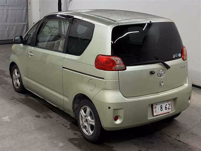 TOYOTA PORTE