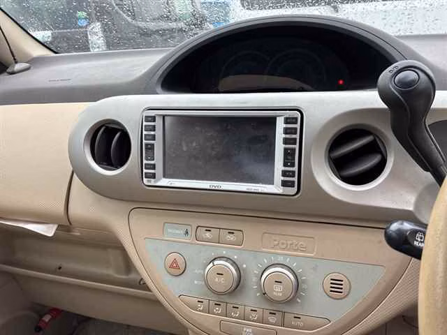 TOYOTA PORTE