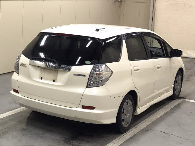 HONDA FIT SHUTTLE