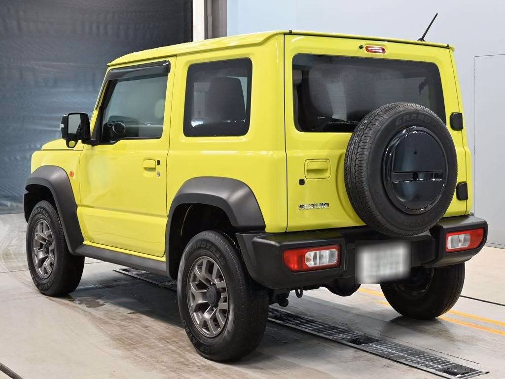 SUZUKI JIMNY SIERRA