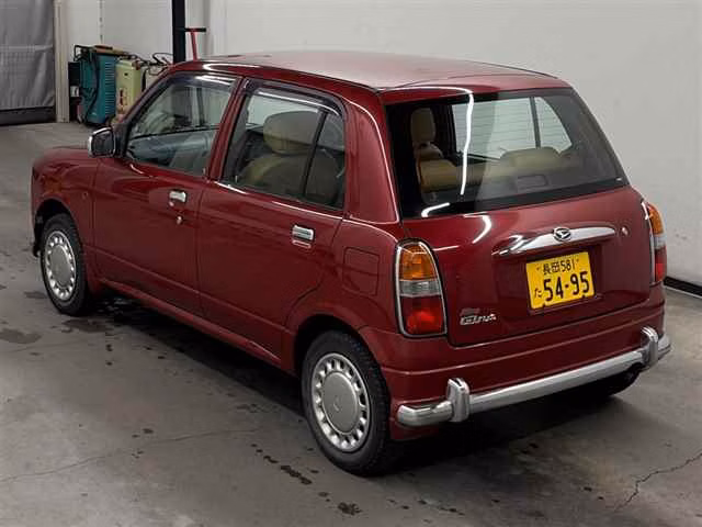 DAIHATSU MIRA GINO