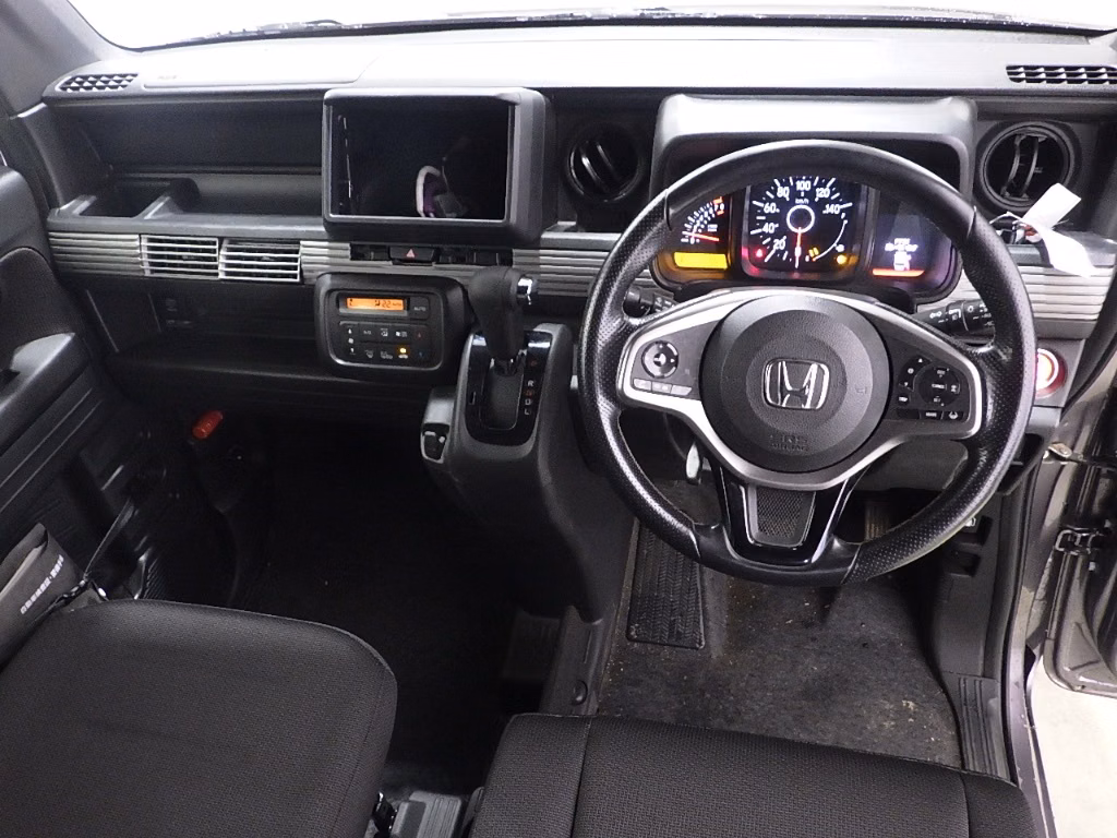 HONDA N-VAN