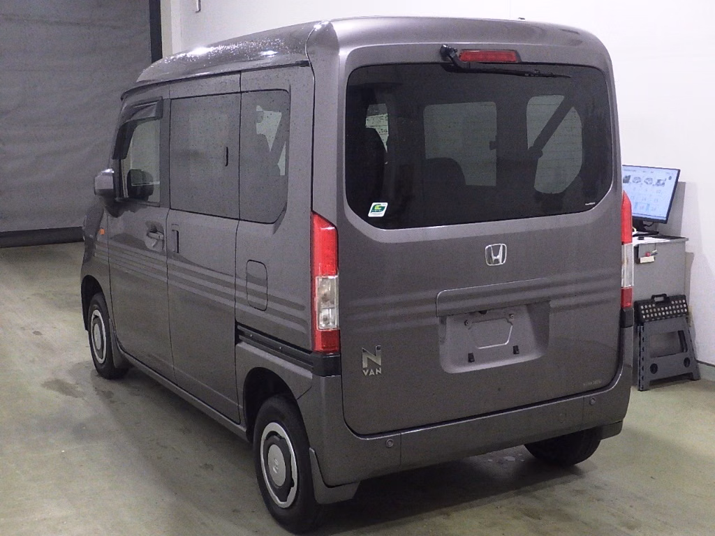 HONDA N-VAN