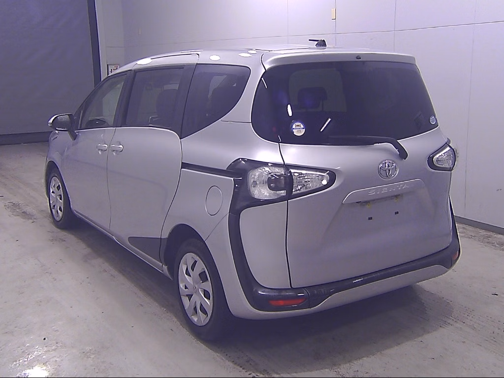 TOYOTA SIENTA