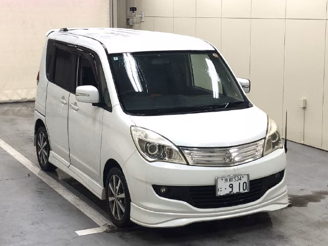 MITSUBISHI DELICA D:2