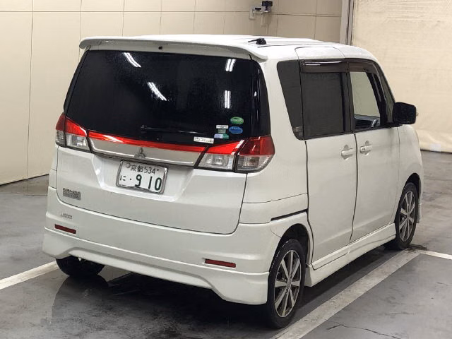 MITSUBISHI DELICA D:2