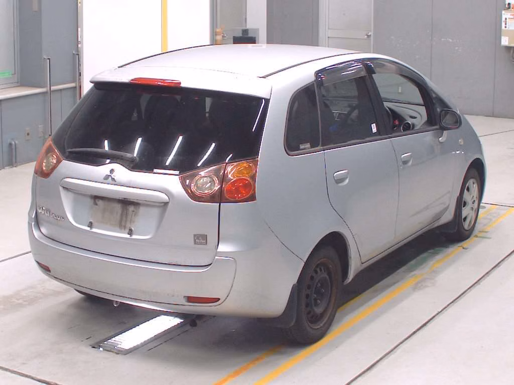 MITSUBISHI COLT PLUS