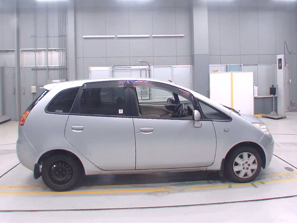 MITSUBISHI COLT PLUS