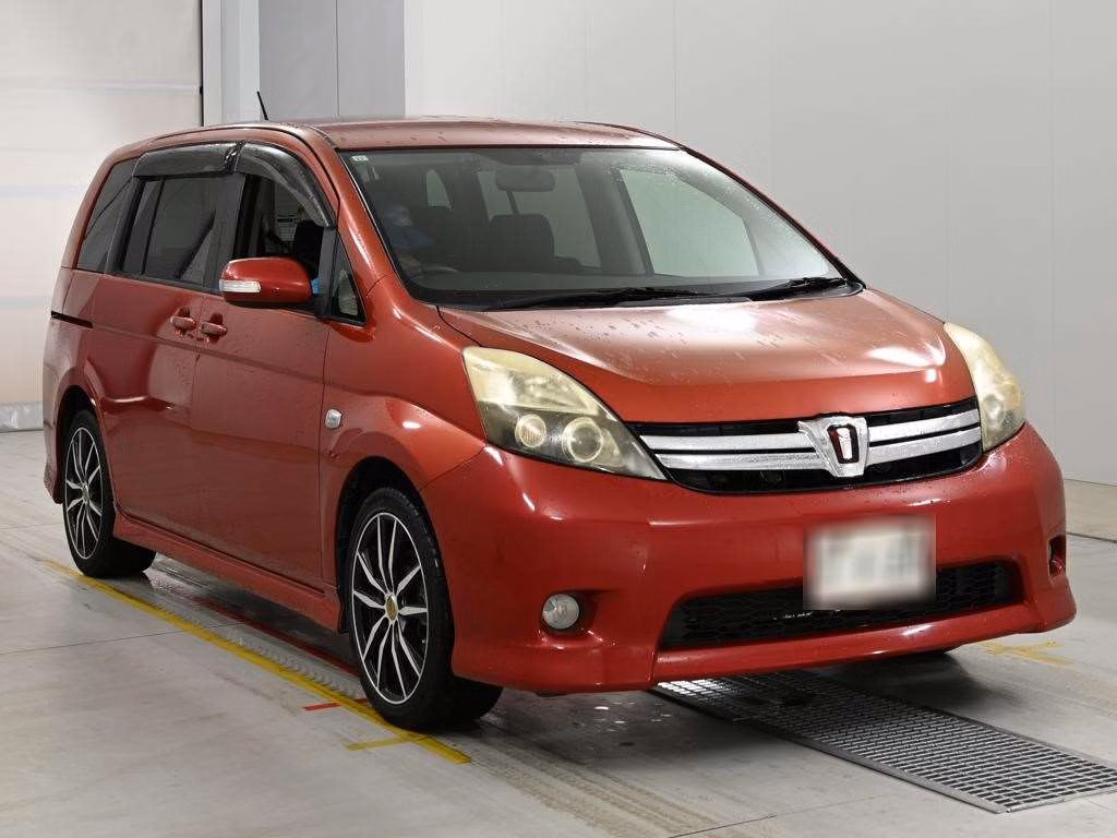 TOYOTA ISIS