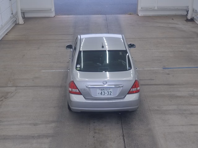 NISSAN TIIDA LATIO