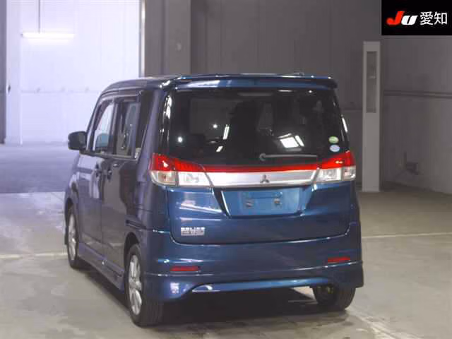 MITSUBISHI DELICA D:2