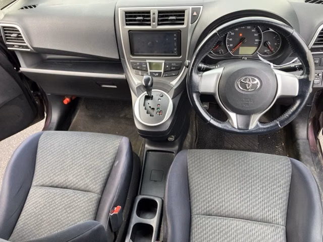 TOYOTA RACTIS