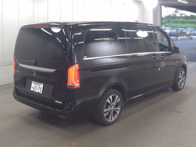 MERCEDES-BENZ V-CLASS