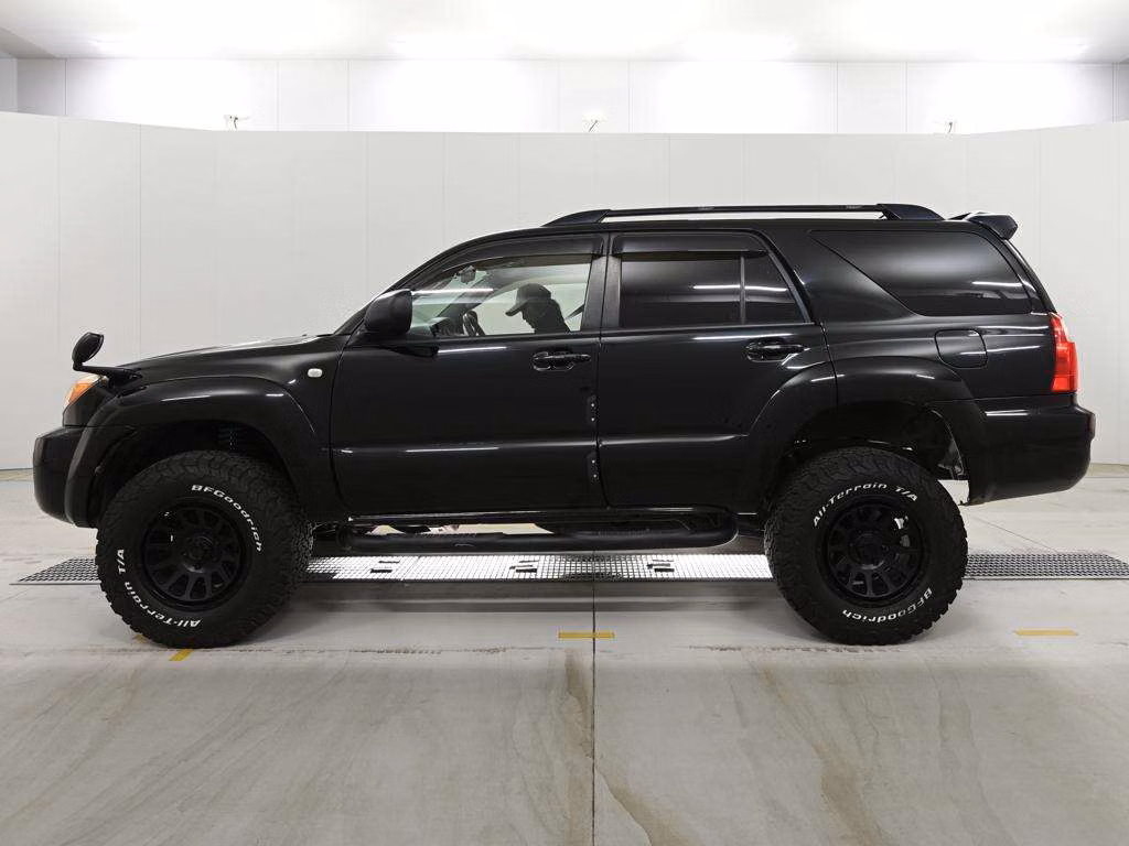 TOYOTA HILUX SURF