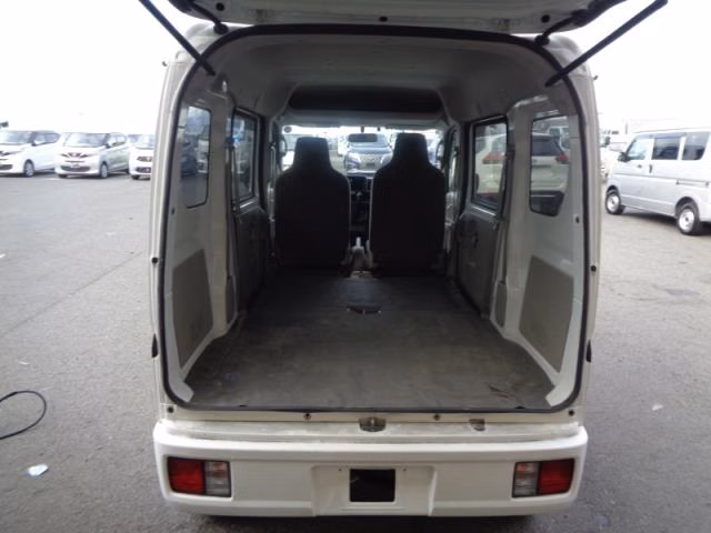 NISSAN NV100 CLIPPER