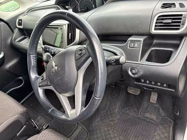 MITSUBISHI DELICA D:2