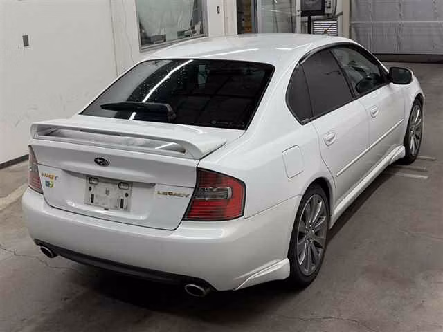 SUBARU LEGACY B4