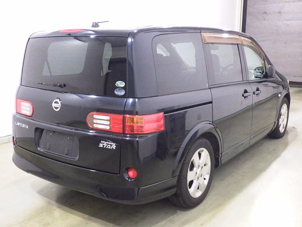 NISSAN LAFESTA