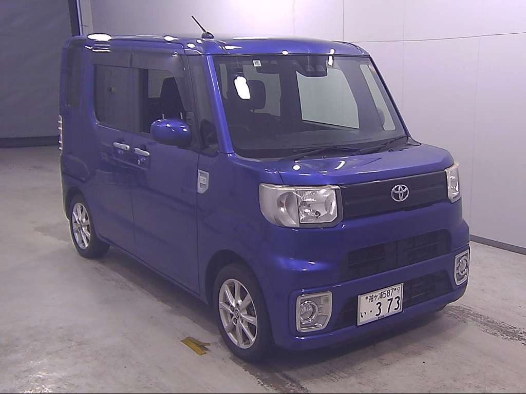 TOYOTA PIXIS MEGA