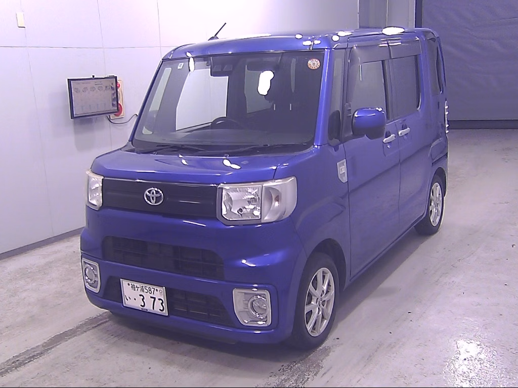 TOYOTA PIXIS MEGA