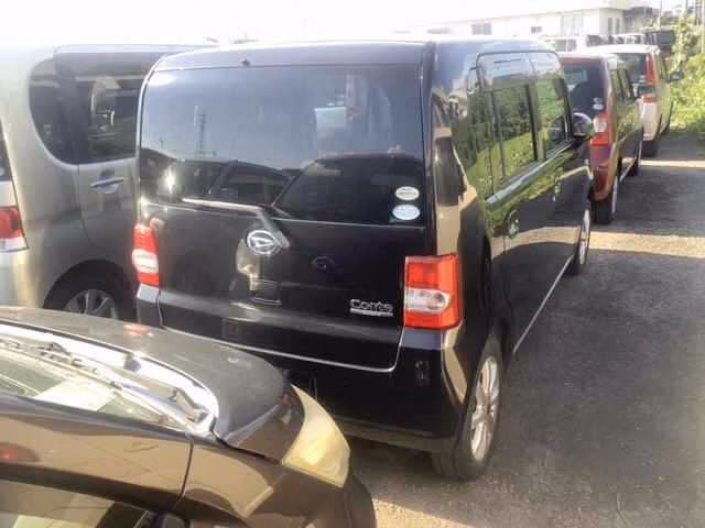 DAIHATSU MOVE CONTE