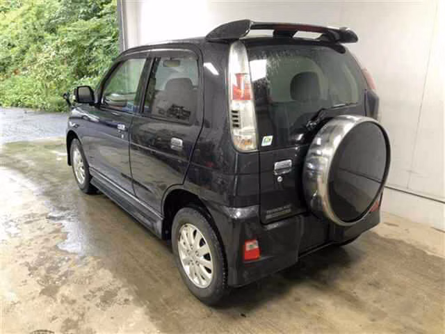 DAIHATSU TERIOS KID