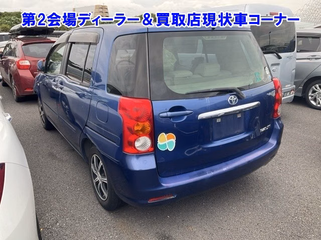 TOYOTA RAUM