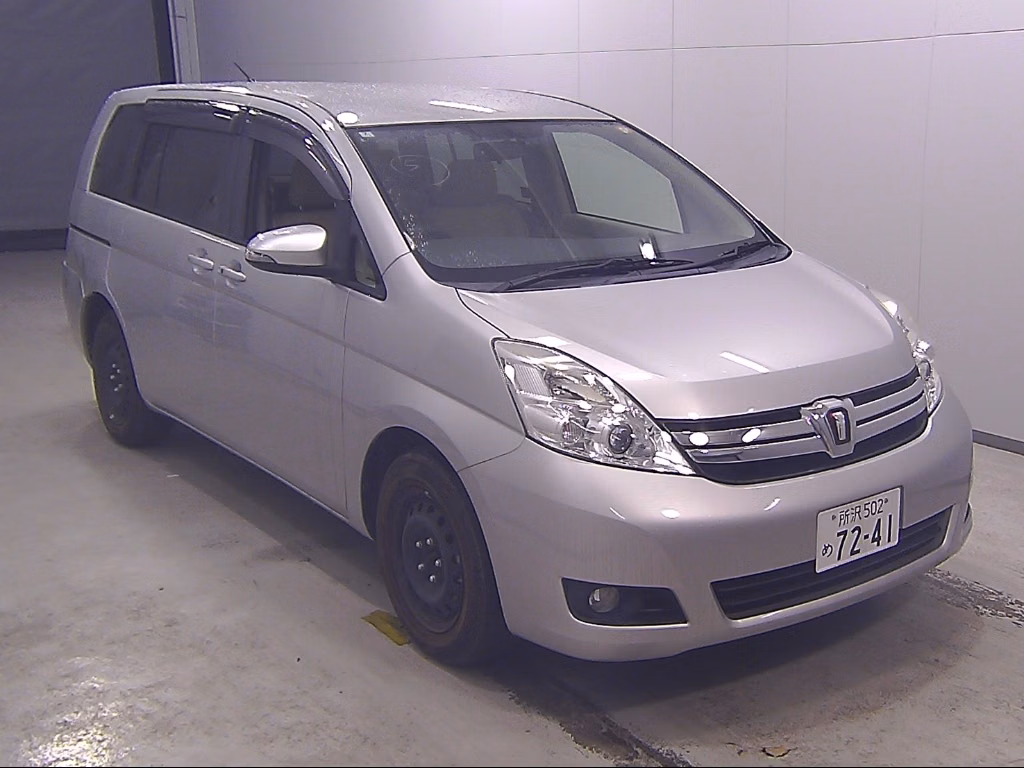 TOYOTA ISIS