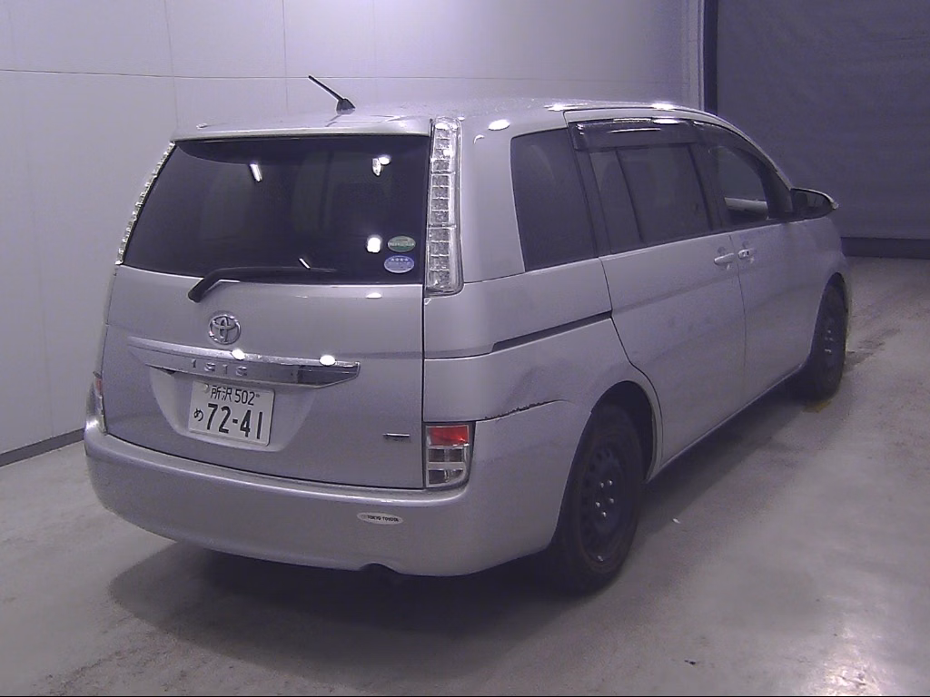 TOYOTA ISIS