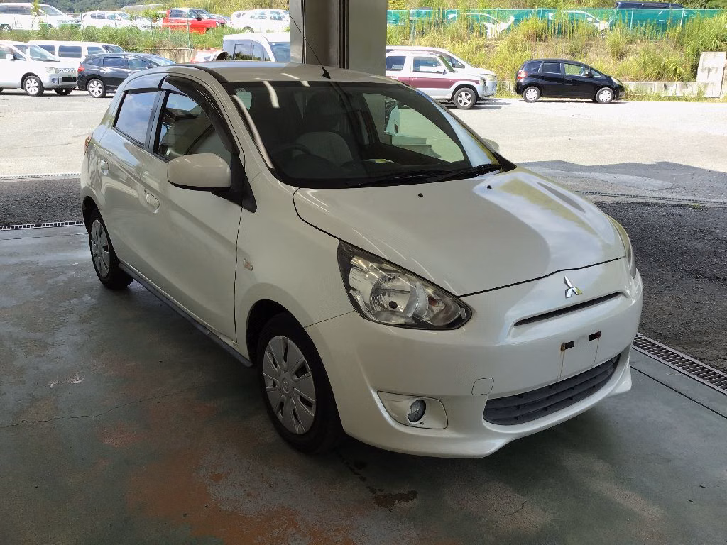 MITSUBISHI MIRAGE