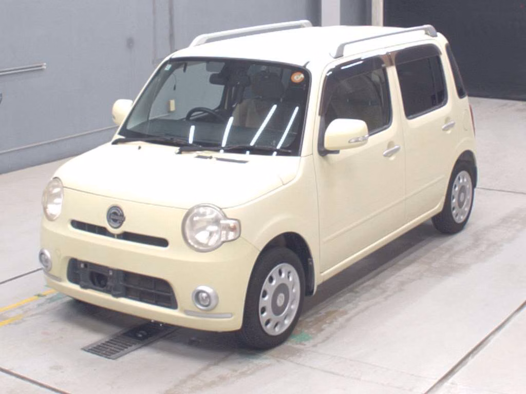 Daihatsu Mira Cocoa