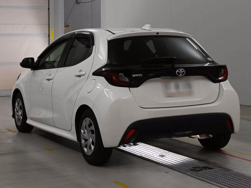 TOYOTA YARIS