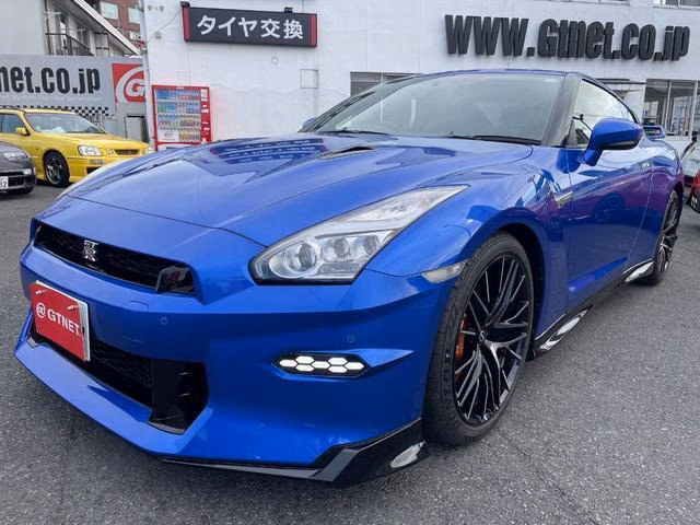 Nissan GT-R