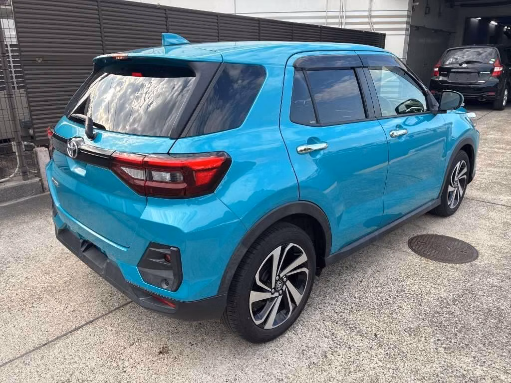 TOYOTA RAIZE