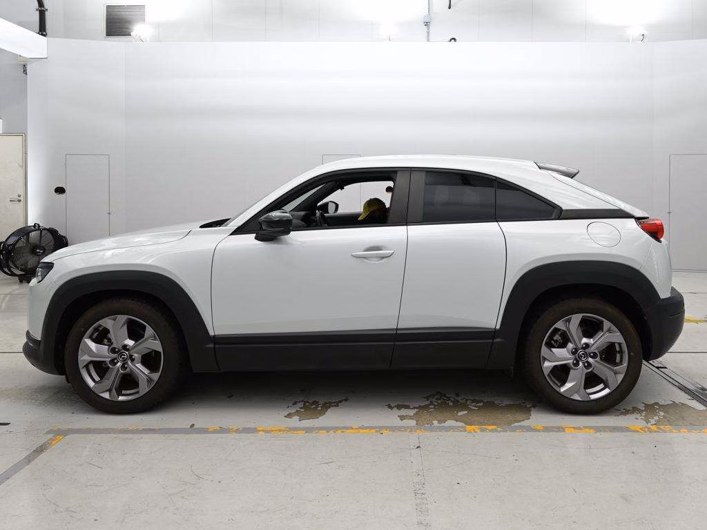 MAZDA MX-30