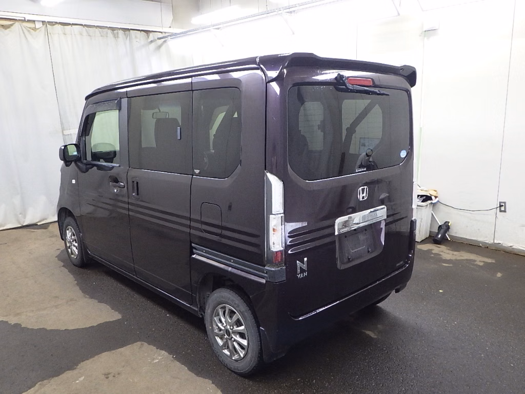 HONDA N-VAN