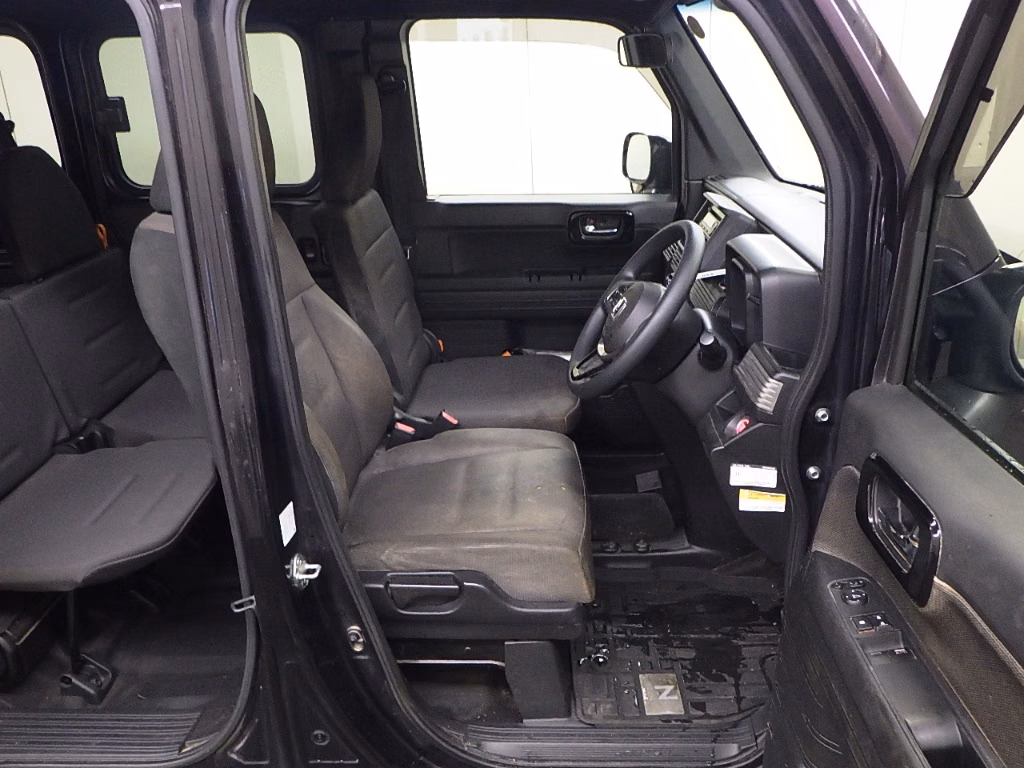 HONDA N-VAN