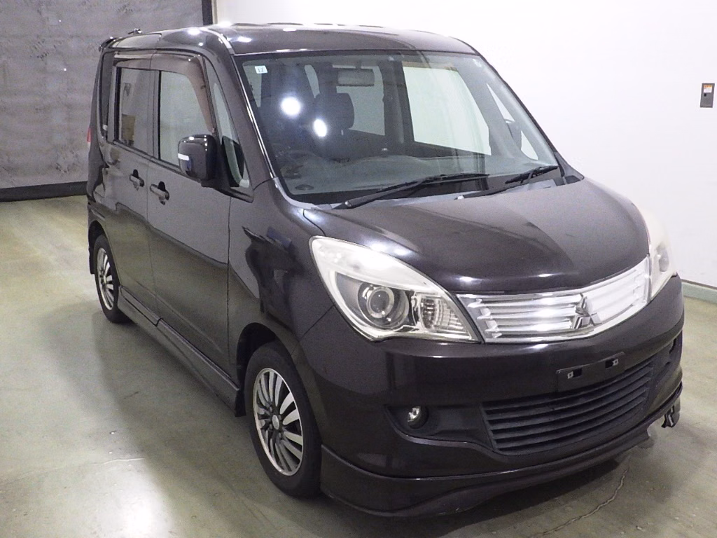 MITSUBISHI DELICA D:2