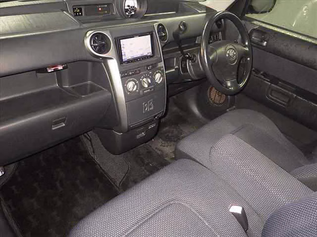 TOYOTA BB