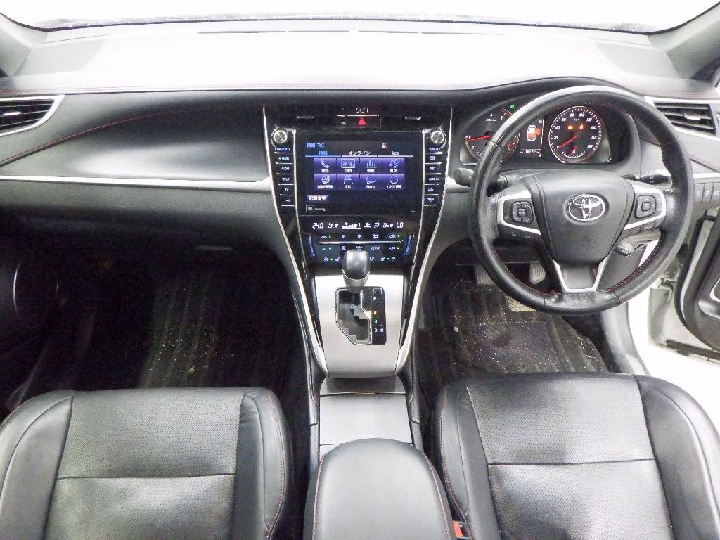 TOYOTA HARRIER